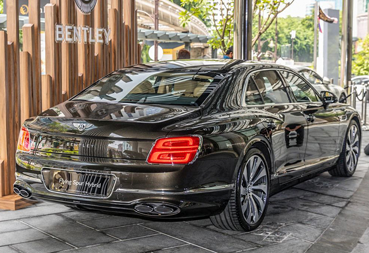 Bentley Flying Spur Hybrid chào sân thị trường Đông Nam Á - 2