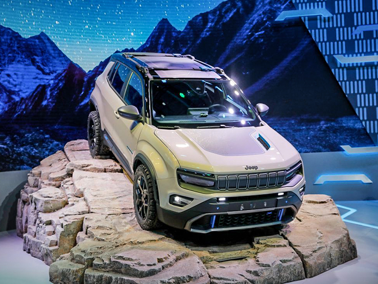 Xe ý tưởng Jeep Avenger ra mắt toàn cầu thu hút khách hàng trẻ châu Âu - 4