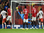 Bóng đá - MU hạ West Ham: De Gea bật chế độ &quot;gánh team&quot;, pha cứu thua 10 điểm phút bù giờ