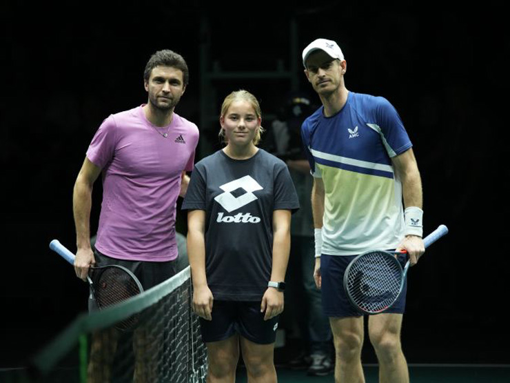 Murray đánh bóng bền cực hay, Taylor Fritz đôi công mãn nhãn ở Paris Masters