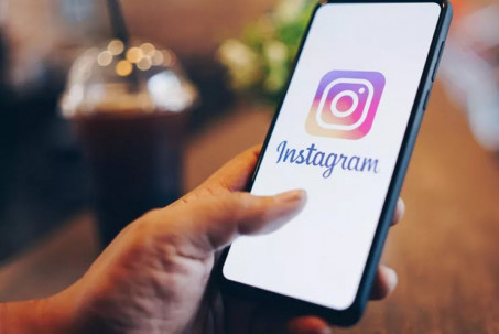 Nhiều người dùng Instagram bị khóa tài khoản không lý do