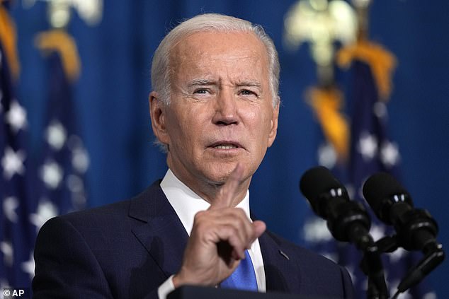 Ông Biden&nbsp;phát biểu&nbsp;ở Washington D.C vào tối 2/11, 6 ngày trước cuộc bầu cử giữa kỳ.