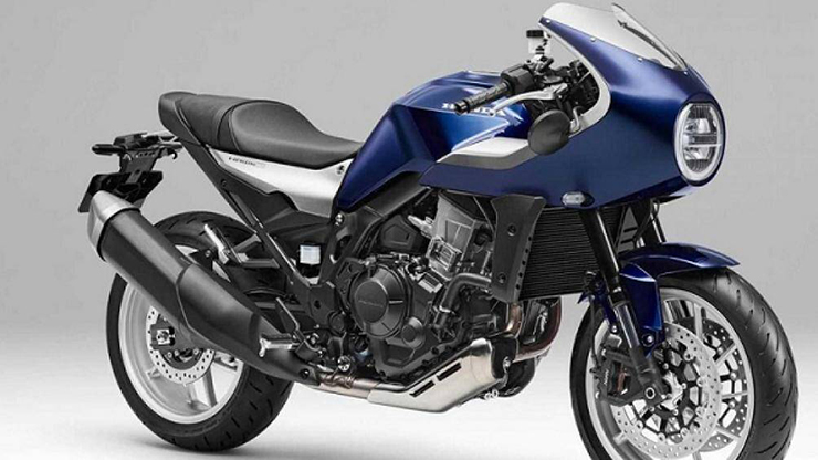 Honda Hawk 11 2023 mới sở hữu thiết kế gợi liên tưởng đến xe cổ điển. Các chi tiết ốp còn lại của xe được thiết kế tối giản và làm bằng sợi thủy tinh
