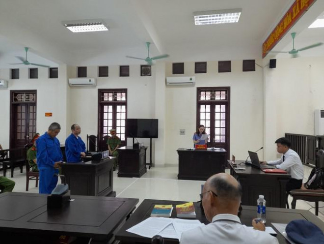 Đại diện VKSND tỉnh Quảng Trị đọc cáo trạng vụ cựu tu sĩ và đồng phạm giết người, phi tang