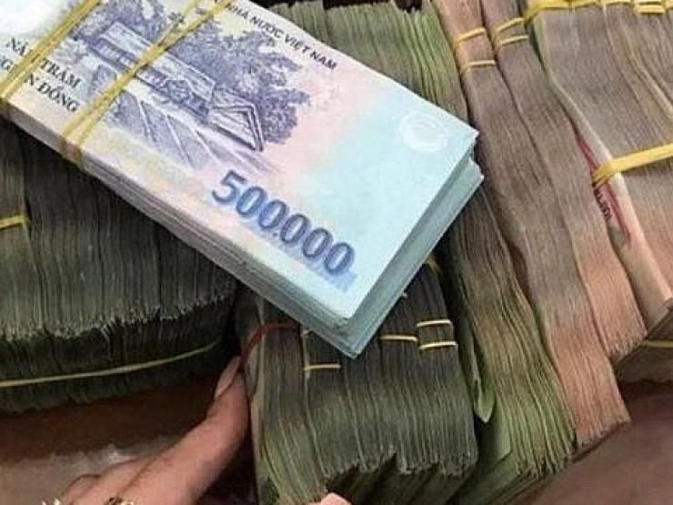 Kinh doanh - Đại gia tuần qua: Có gần 32.000 tỷ gửi ngân hàng, “đại gia sân bay” thu lãi bao nhiêu?