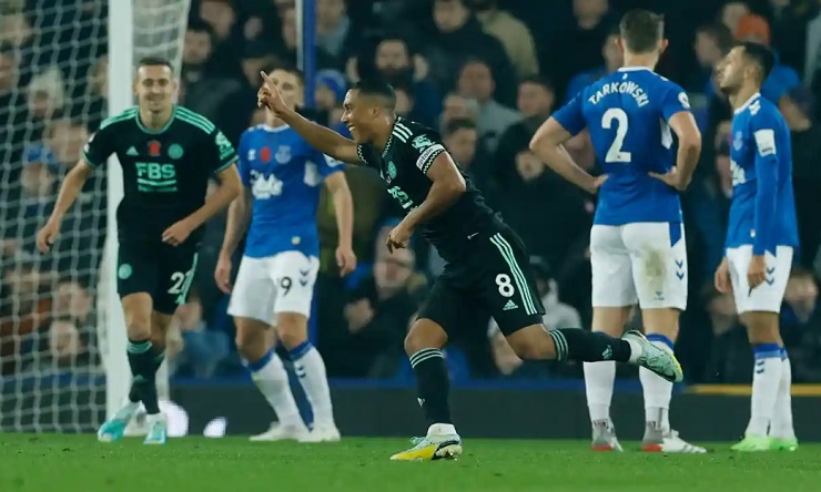 Tielemans lập siêu phẩm cho Leicester City