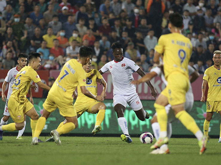 Video bóng đá Nam Định - Hải Phòng: Đôi công hấp dẫn, bàn mở điểm đẹp mắt (V-League) (H1)