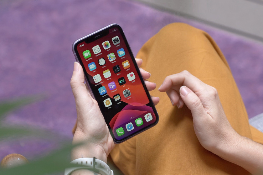 iPhone 11 vs Galaxy A73: Chênh nhau 1 triệu đồng mua máy nào dùng sướng hơn? - 6