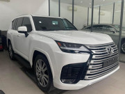 Ngắm xe - Lexus LX600 lên sàn xe cũ, thu hút nhiều người thừa tiền