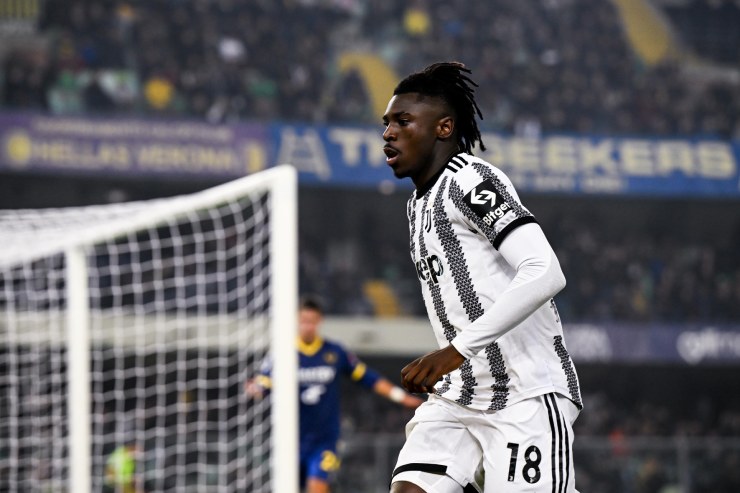 Moise Kean giúp Juventus giành chiến thắng trong trận cầu "điên rồ"