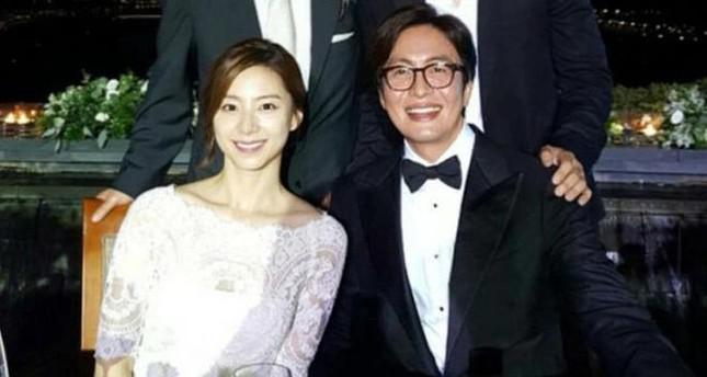 Bae Yong Joon và vợ - diễn viên Park Soo Jin.