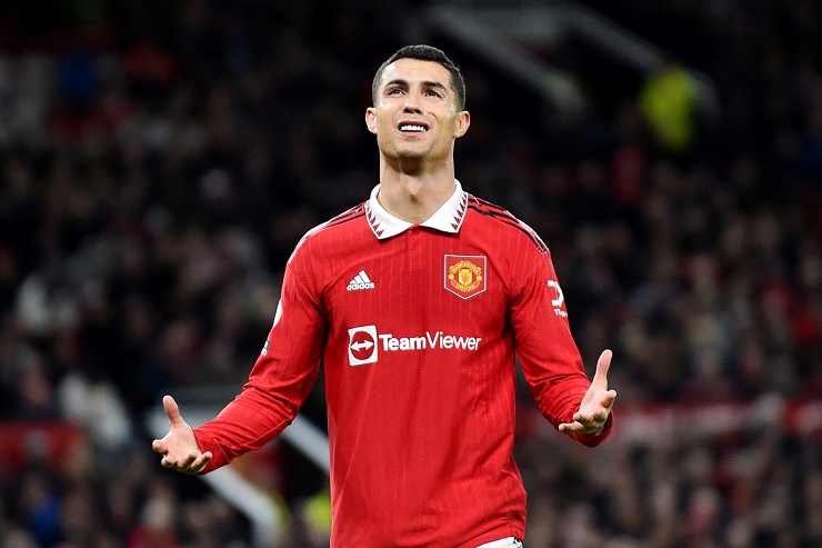 Ronaldo đối mặt với án phạt 1 triệu bảng sau phát ngôn gây sốc