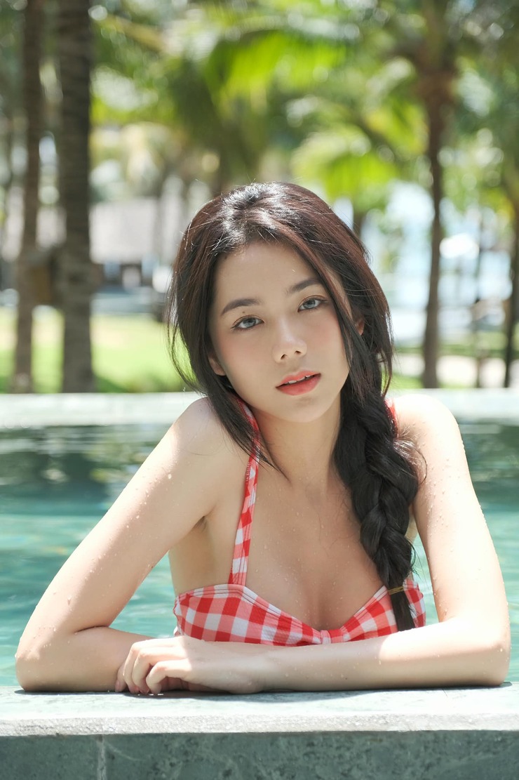 2 hot girl Việt từng được trang tin Trung Quốc khen vì vẻ đẹp &#34;căng mọng&#34; hiện tại ra sao? - hình ảnh 12