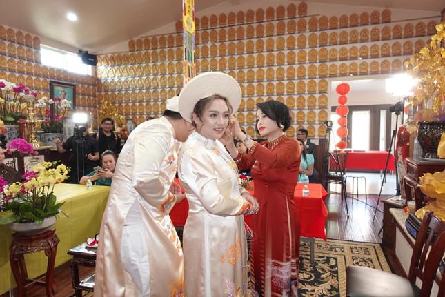 Ca sĩ Trizzie Phương Trinh tổ chức lễ cưới cho con gái Phi Nhung - 2