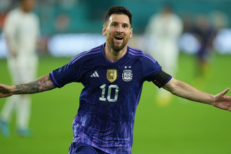 Messi chói sáng giúp Argentina đại thắng, fan đối thủ cũng "phát cuồng"