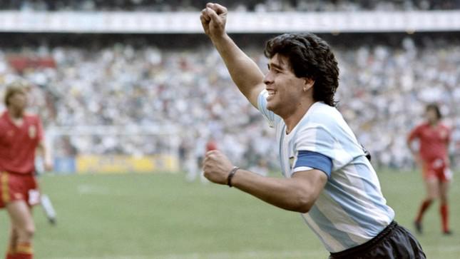 Maradona đã tạo nên một kỳ World Cup giàu cảm xúc và đáng nhớ bậc nhất. (Ảnh: Getty Images)