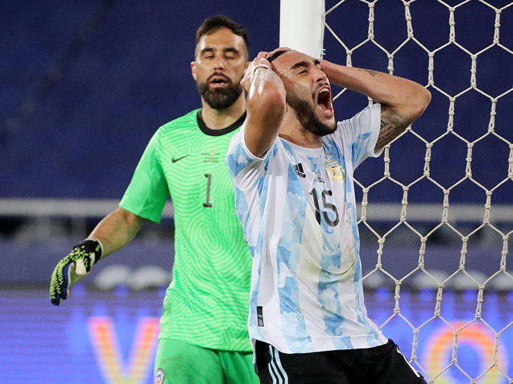 ĐT Argentina có biến trước World Cup: 2 đối tác của Messi chấn thương rời giải