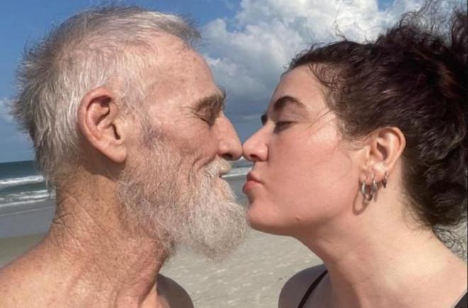 Cặp đôi vợ 45 tuổi chồng 71 tuổi là tâm điểm chú ý của cộng đồng mạng cách đây 20 năm giờ ra sao? - hình ảnh 3