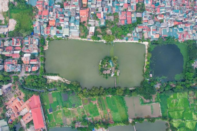 Cận cảnh những hồ nước ở Hà Nội nguy cơ bị “khai tử” để làm nhà, làm đường - hình ảnh 6