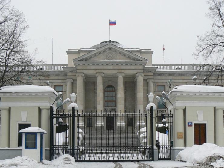 Đại sứ quán Nga ở Ba Lan bị tấn công