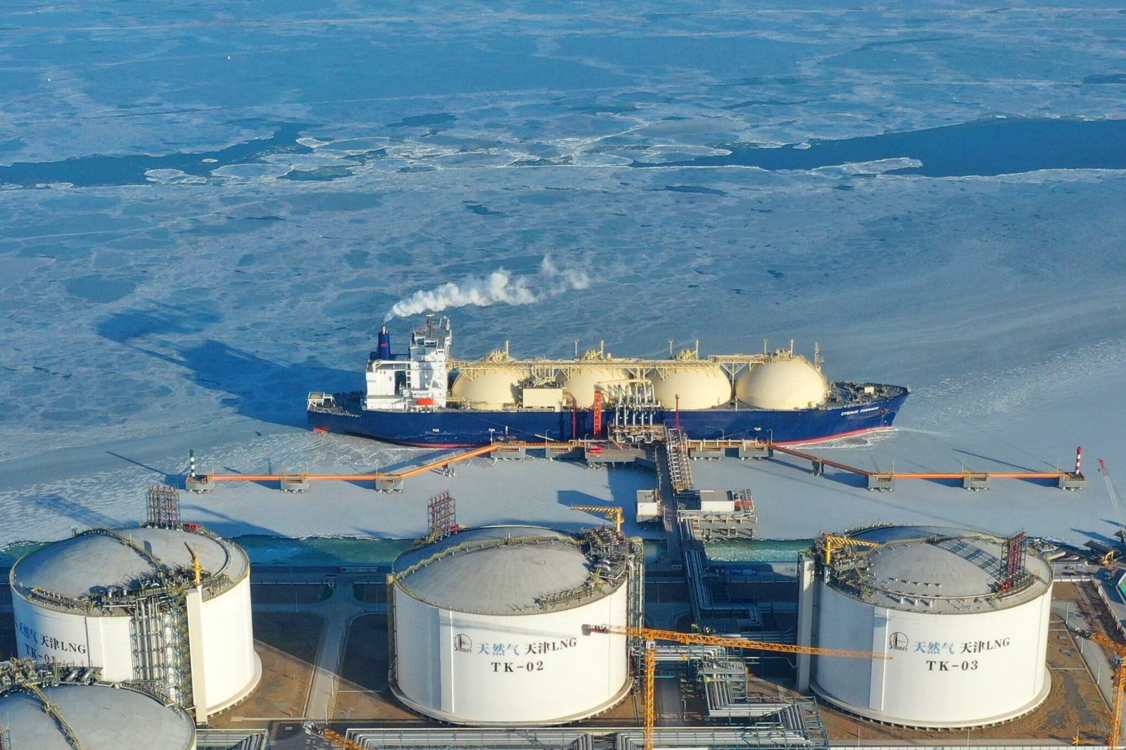 Nguồn thu từ dầu khí chưa đủ để ngăn kinh tế Nga suy giảm (ảnh: Reuters)