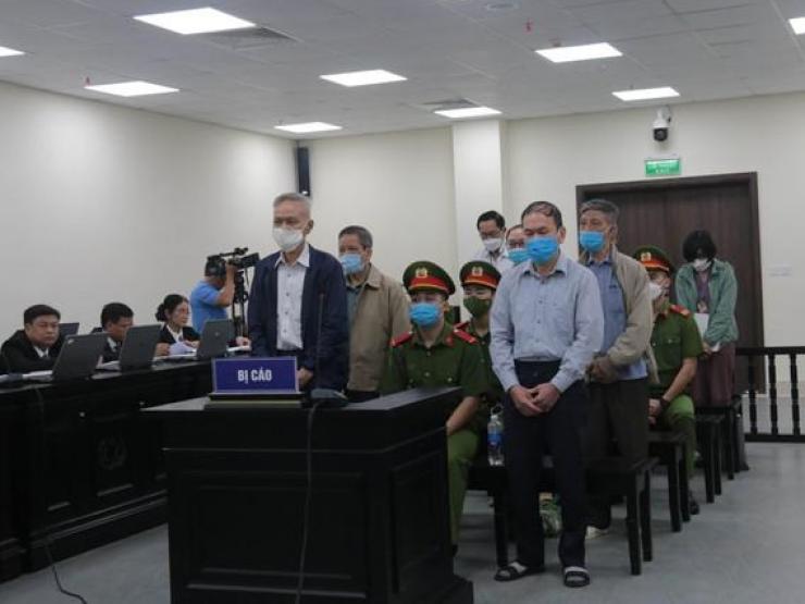Bị cáo tử vong có vai trò gì trong vụ án liên quan cựu Thứ trưởng Bộ Y tế Cao Minh Quang?