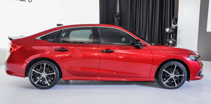 Honda Civic e:HEV 2023 ra mắt, giá quy đổi từ 903 triệu đồng - 5