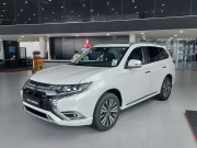 Tin tức ô tô - Giá xe Mitsubishi Outlander lăn bánh tháng 11/2022, tặng phiếu nhiên liệu 30 triệu đồng