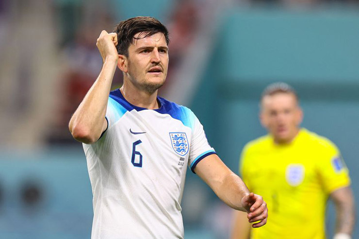 Harry Maguire được các fan MU khen cùng Luke Shaw "gánh đội" ở ĐT Anh