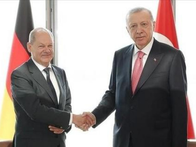 Ông Erdogan nói Thủ tướng Đức đã ‘thay đổi lập trường’ về ông Putin