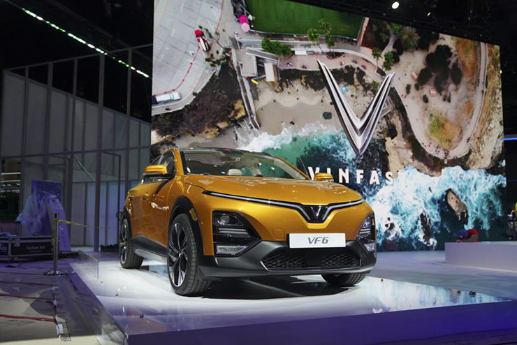 VinFast VF 6 và VF 7 lọt Top 10 mẫu xe đẹp nhất tại Triển lãm LAAS 2022 - 4