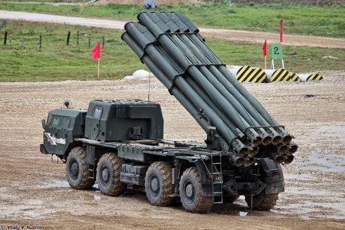 Nga khoe sức mạnh pháo phản lực BM-30 Smerch trong chiến dịch quân sự ở Ukraine - 3