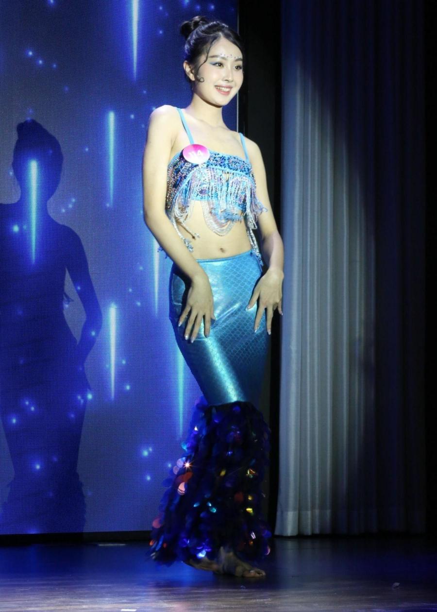 Cô gái Ninh Bình hoá thân "Mỹ nhân ngư" đẹp siêu thực, được dự đoán Hoa hậu Việt Nam - 5