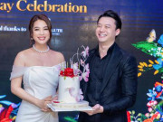 Đời sống Showbiz - Trương Ngọc Ánh tình tứ bạn trai kém 14 tuổi tại sự kiện khiến dân tình ngỡ như lễ đính hôn