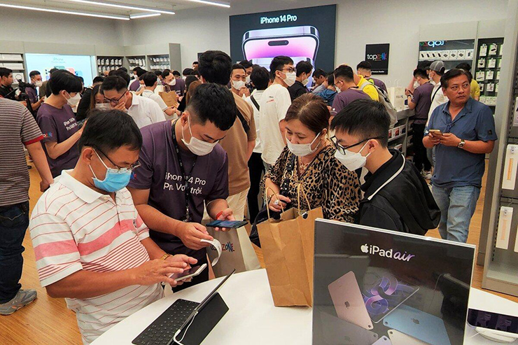 iPhone 14 và 14 Plus bỗng nhiên bán chạy tại Việt Nam - 2