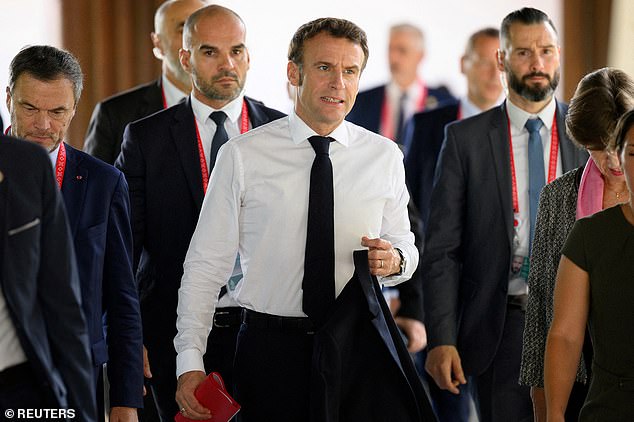 Tổng thống Pháp Emmanuel Macron bày tỏ sự không hài lòng với Mỹ về chính sách năng lượng.