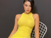 Thời trang - Chỉ cần mặc kiểu váy bodycon mà hoa hậu Julia Hồ hút mọi ánh nhìn