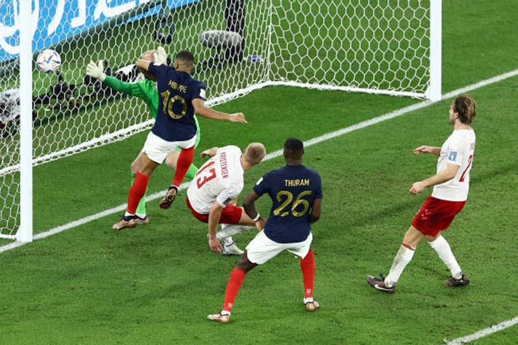 Mbappe ấn định chiến thắng 2-1 cho Pháp trước Đan Mạch