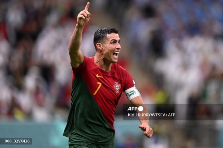 Ronaldo ăn mừng cảm xúc nhưng không được tính là chủ nhân bàn thắng