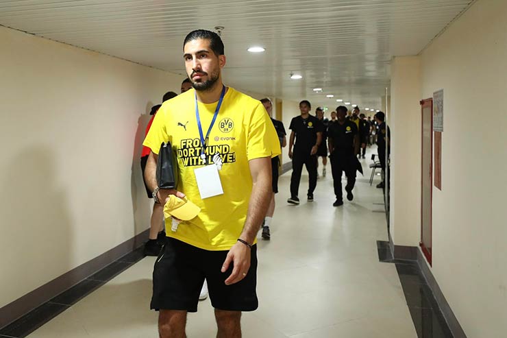 Emre Can dự bị