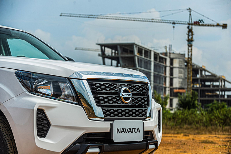 Chi tiết Nissan Navara có thêm phiên bản một cầu giá hấp dẫn cho người kinh doanh - 5