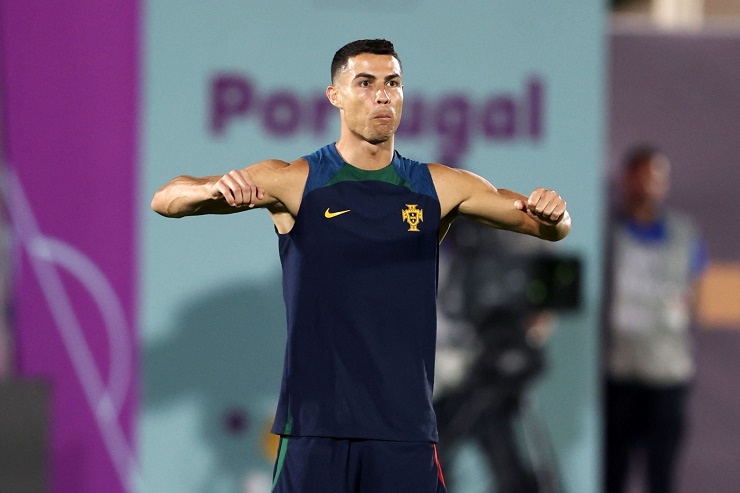 Ronaldo trở lại tập luyện trước trận Bồ Đào Nha gặp Hàn Quốc