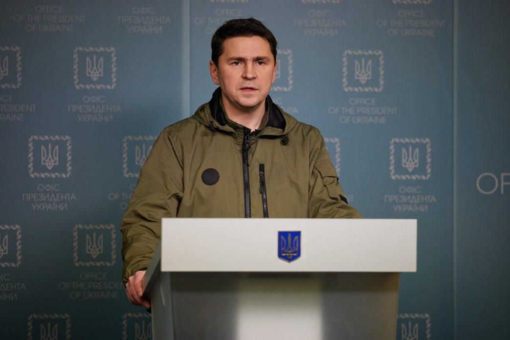 Ông Mykhailo Podolyak – người thường thay mặt Tổng thống Ukraine Zelensky đưa ra những thông báo quan trọng (ảnh: CNN)
