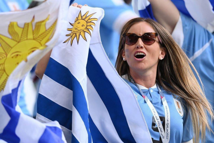 Ngắm dàn mỹ nhân cổ vũ cho ĐT Uruguay tại World Cup 2022 - 7