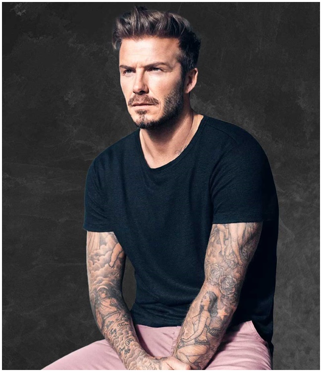 David Beckham đã trở thành huyền thoại của làng bóng đá thế giới. Vẻ ngoại hình nam tính cùng gu thời trang chất lừ của David luôn có sức ảnh hưởng sâu rộng trên toàn cầu.
