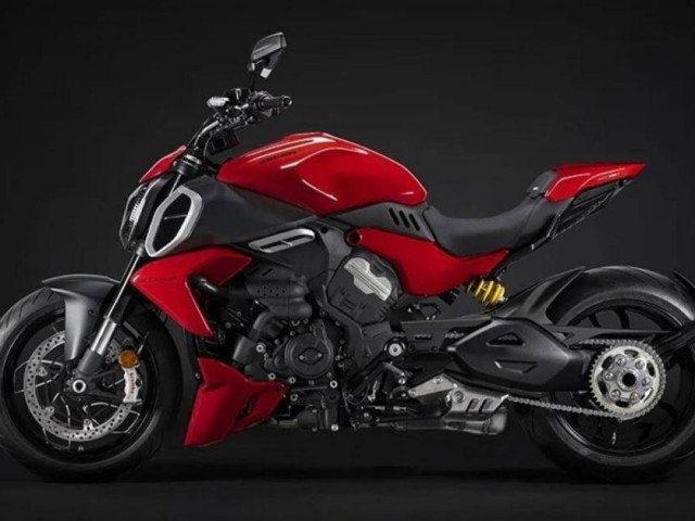 Siêu mô tô Ducati Diavel 2023 ra mắt với khối động cơ V4 mới