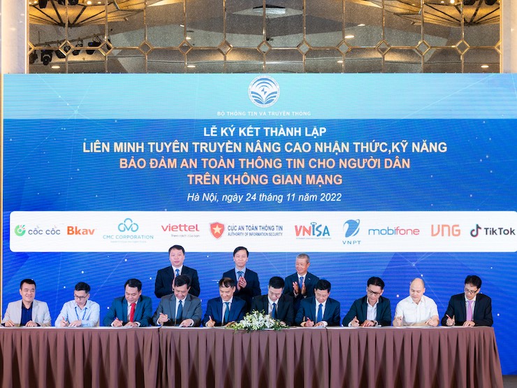 7 ”ông lớn” công nghệ trong liên minh bảo vệ người Việt Nam trên Internet