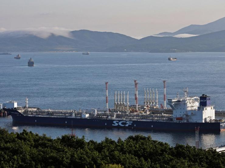 EU và G7 chính thức ”chốt” giá trần đối với dầu Nga