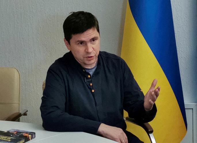 Cố vấn tổng thống Ukraine Mykhailo Podolyak. Ảnh: Reuters