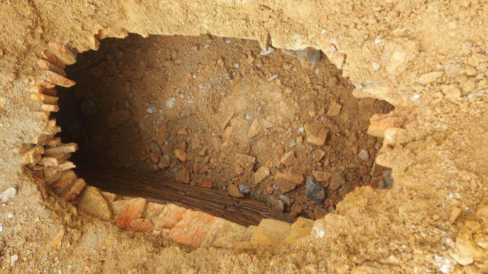 Đào móng xây trường, phát hiện mộ cổ hàng ngàn năm - 1